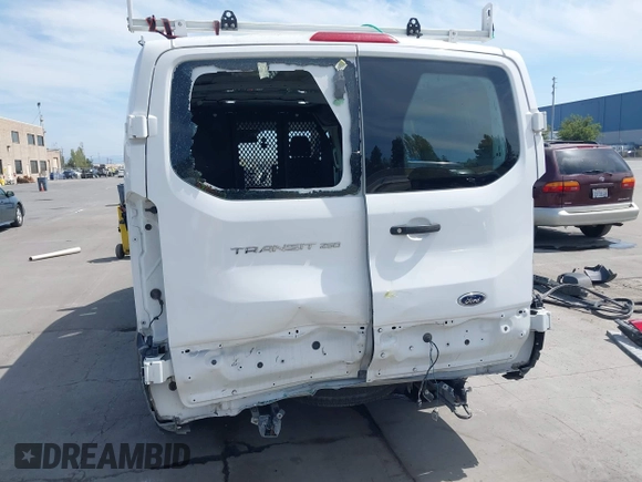 2019 Ford Transit с VIN 1FTYR1ZM2KKB02167, выставлен на аукционе IAAI как лот 41985772 с пробегом 88 517 миль миль и . История ставок и продаж доступна на DreamBid. Изображение 6.