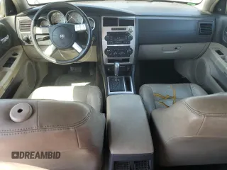 2006 Dodge Magnum R/T z VIN 2D8GV57206H121167, wystawiony jako Copart lot #72960154 z przebiegiem 212 328 mil mil oraz Czysty tytuł • Clean title. Historia ofert i sprzedaży dostępna na DreamBid. Obrazek 8.