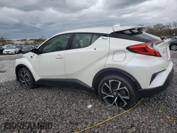 2018 Toyota C-HR XLE z VIN JTNKHMBXXJ1003871, wystawiony jako Copart lot #49984355 z przebiegiem 101 395 mil mil oraz Szkoda całkowita • Salvage title. Historia ofert i sprzedaży dostępna na DreamBid. Obrazek 2.