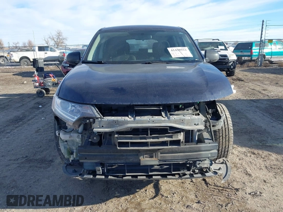 2018 Mitsubishi Outlander ES z VIN JA4AZ3A35JZ058407, wystawiony jako IAAI lot #41428922 z przebiegiem 141 701 mil mil oraz . Historia ofert i sprzedaży dostępna na DreamBid. Obrazek 13.