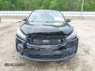 2019 Kia Sorento LX V6 with VIN 5XYPGDA55KG487091, listed as a IAAI auction lot 42007536 with 94,711 mi miles. Bid and sale history available at carsss.com. Image 12.