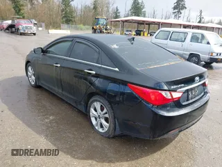 2011 Hyundai Sonata SE with VIN 5NPEC4ACXBH180753, listed as a IAAI auction lot 41953551 with 197,122 mi miles. Bid and sale history available at carsss.com. Image 3.