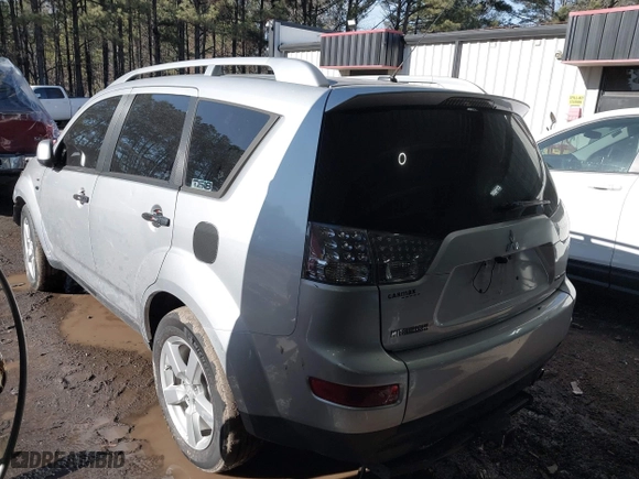 2008 Mitsubishi Outlander XLS with VIN JA4MT41X98Z014198, listed as a IAAI auction lot 41440560 with 228,263 mi miles. Bid and sale history available at carsss.com. Image 3.