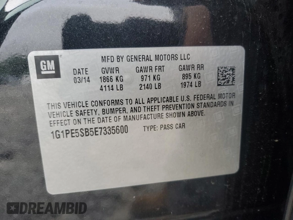 2014 Chevrolet Cruze 2LT z VIN 1G1PE5SB5E7335600, wystawiony jako Copart lot #52023225 z przebiegiem Nie podano mil oraz Szkoda całkowita • Salvage title. Historia ofert i sprzedaży dostępna na DreamBid. Obrazek 12.
