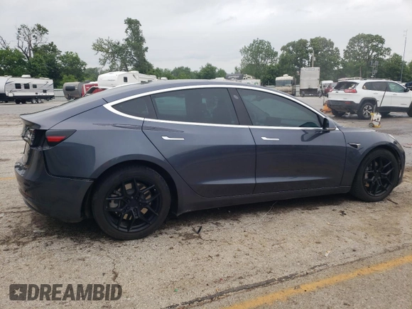 2020 Tesla Model 3 Long Range z VIN 5YJ3E1EB7LF710646, wystawiony jako Copart lot #57403355 z przebiegiem 98 080 mil mil oraz Szkoda całkowita • Salvage title. Historia ofert i sprzedaży dostępna na DreamBid. Obrazek 3.