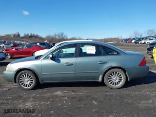 2005 Mercury Montego Premier with VIN 1MEFM42165G618285, listed as a IAAI auction lot 41595913 with 127,811 mi miles. Bid and sale history available at carsss.com. Image 14.
