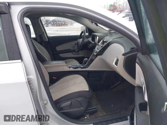 2010 Chevrolet Equinox LS with VIN 2CNFLCEW6A6389005, listed as a IAAI auction lot 41537723 with 129,633 mi miles. Bid and sale history available at carsss.com. Image 5.