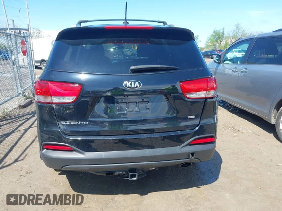 2017 Kia Sorento LX with VIN 5XYPG4A31HG264635, listed as a IAAI auction lot 42181056 with 163,493 mi miles and . Bid and sale history available at carsss.com. Image 16.