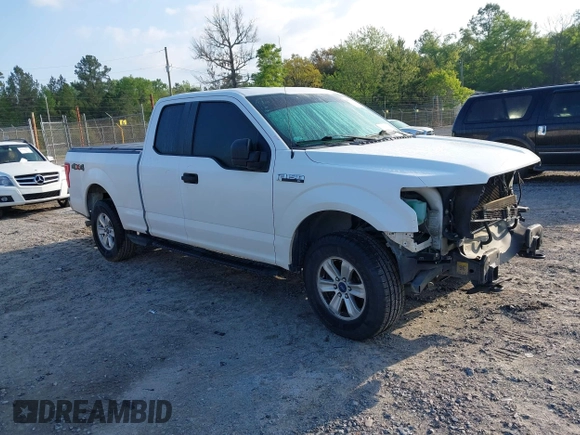 2016 Ford F-150 XLT with VIN 1FTFX1EF4GKE50550, listed as a IAAI auction lot 41974498 with 154,409 mi miles. Bid and sale history available at carsss.com. Image 1.