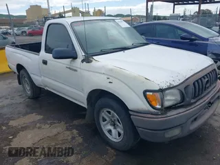 2002 Toyota Tacoma with VIN 5TENL42N22Z067814, listed as a IAAI auction lot 41839951 with 265,476 mi miles. Bid and sale history available at carsss.com. Image 1.