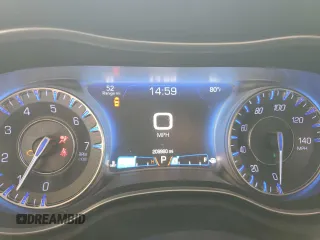 2015 Chrysler 300 Limited z VIN 2C3CCAAGXFH853441, wystawiony jako Copart lot #57104005 z przebiegiem 209 980 mil mil oraz Szkoda całkowita • Salvage title. Historia ofert i sprzedaży dostępna na DreamBid. Obrazek 9.