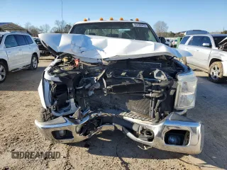 2016 Ford F-250 Lariat z VIN 1FT7W2BT6GEB60509, wystawiony jako Copart lot #46490975 z przebiegiem 162 282 mil mil oraz Szkoda całkowita • Salvage title. Historia ofert i sprzedaży dostępna na DreamBid. Obrazek 5.
