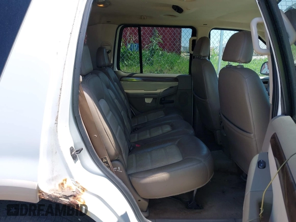 2002 Ford Explorer Eddie Bauer with VIN 1FMDU74W32ZA71149, listed as a IAAI auction lot 42190004 with 241,461 mi miles and . Bid and sale history available at DreamBid. Image 8.