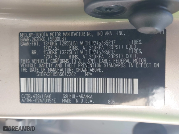 2011 Toyota Highlander with VIN 5TDZK3EH5BS042262, listed as a IAAI auction lot 41868350 with 239,202 mi miles. Bid and sale history available at carsss.com. Image 9.