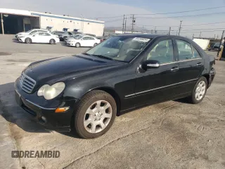 2005 Mercedes-Benz C 240 with VIN WDBRF61J35A773819, listed as a Copart auction lot 83398034 with 117,356 mi miles and Salvage Title. Bid and sale history available at DreamBid. Image 1.