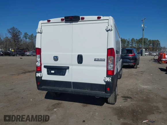 2025 Ram ProMaster Cargo Tradesman with VIN 3C6LRVVG0SE518973, listed as a IAAI auction lot 41434393 with 7,075 mi miles and . Bid and sale history available at carsss.com. Image 4.