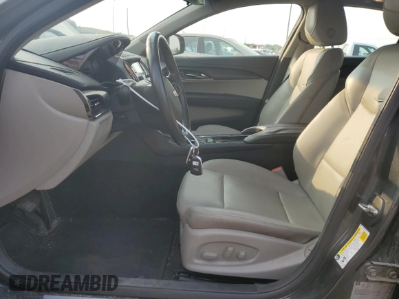 2016 Cadillac ATS Standard RWD z VIN 1G6AA5RA9G0147117, wystawiony jako Copart lot #59560885 z przebiegiem 92 839 mil mil oraz Szkoda całkowita • Salvage title. Historia ofert i sprzedaży dostępna na DreamBid. Obrazek 7.