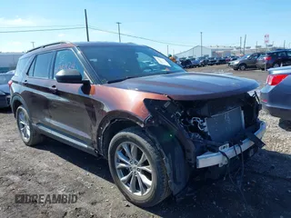 2020 Ford Explorer XLT with VIN 1FMSK8DHXLGA66970, listed as a IAAI auction lot 41941824 with 81,187 mi miles. Bid and sale history available at carsss.com. Image 1.