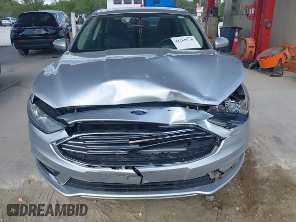 2018 Ford Fusion SE with VIN 3FA6P0HD7JR279726, listed as a IAAI auction lot 41269578 with 86,854 mi miles. Bid and sale history available at carsss.com. Image 6.