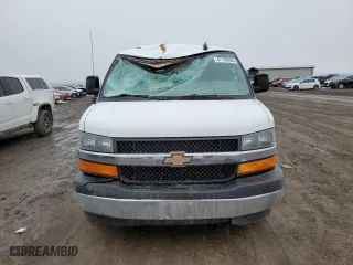 2017 Chevrolet Express Passenger LT with VIN 1GAZGPFF7H1225215, listed as a Copart auction lot 47135935 with 161,084 mi miles and Salvage Title. Bid and sale history available at carsss.com. Image 5.