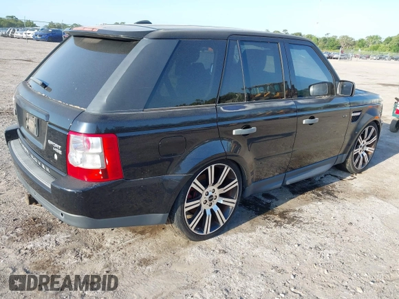 2009 Land Rover Range Rover Sport HSE with VIN SALSK254X9A201883, listed as a IAAI auction lot 42127297 with 154,483 mi miles. Bid and sale history available at carsss.com. Image 4.
