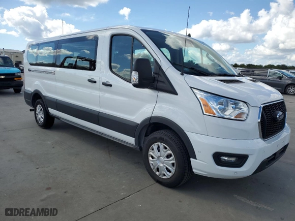 2022 Ford Transit Passenger Wagon XL with VIN 1FBAX2Y84NKA83986, listed as a Copart auction lot 77745014 with 0 mi miles and Salvage Title. Bid and sale history available at carsss.com. Image 4.