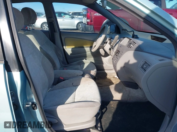 2001 Toyota Prius with VIN JT2BK12U810037395, listed as a IAAI auction lot 41760814 with 252,179 mi miles. Bid and sale history available at carsss.com. Image 5.
