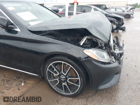 2016 Mercedes-Benz C 300 z VIN 55SWF4JB9GU108417, wystawiony jako IAAI lot #42091964 z przebiegiem 110 577 mil mil oraz . Historia ofert i sprzedaży dostępna na DreamBid. Obrazek 18.