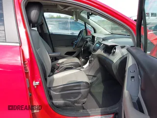 2015 Chevrolet Trax LTZ with VIN 3GNCJTSB6FL213113, listed as a IAAI auction lot 41999668 with 88,361 mi miles. Bid and sale history available at carsss.com. Image 5.