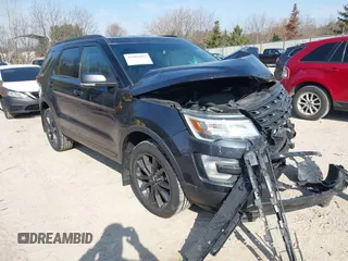 2017 Ford Explorer XLT with VIN 1FM5K8D86HGB51163, listed as a IAAI auction lot 41985093 with 90,584 mi miles and . Bid and sale history available at carsss.com. Image 1.