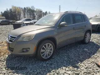 2010 Volkswagen Tiguan SEL with VIN WVGBV7AX4AW513809, listed as a Copart auction lot 50951415 with 109,001 mi miles and Clean Title. Bid and sale history available at DreamBid. Image 1.