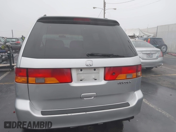 2003 Honda Odyssey EX with VIN 5FNRL18603B149365, listed as a IAAI auction lot 41108540 with 226,087 mi miles. Bid and sale history available at carsss.com. Image 16.