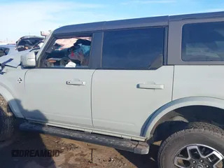 2024 Ford Bronco Outer Banks with VIN 1FMDE8BHXRLA81343, listed as a IAAI auction lot 41272620 with 8,560 mi miles. Bid and sale history available at carsss.com. Image 15.