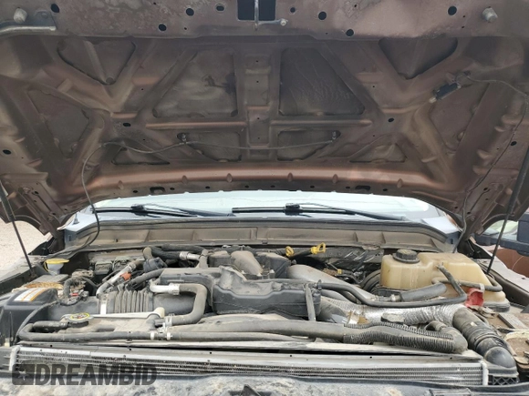 2012 Ford F-250 XL z VIN 1FT7W2BT3CEA15311, wystawiony jako Copart lot #58156465 z przebiegiem 132 625 mil mil oraz Szkoda całkowita • Salvage title. Historia ofert i sprzedaży dostępna na DreamBid. Obrazek 11.