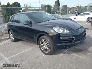 2014 Porsche Cayenne Diesel with VIN WP1AF2A23ELA41435, listed as a IAAI auction lot 41396109 with 78,461 mi miles. Bid and sale history available at carsss.com. Image 1.