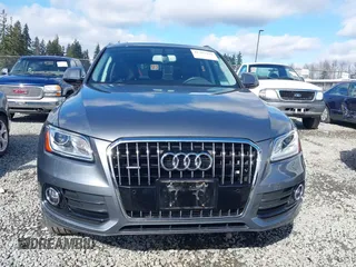 2017 Audi Q5 Premium Plus z VIN WA1L2AFP3HA043636, wystawiony jako IAAI lot #41701999 z przebiegiem 54 949 mil mil oraz . Historia ofert i sprzedaży dostępna na DreamBid. Obrazek 13.