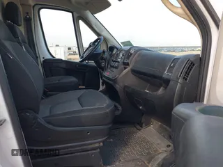 2019 Ram ProMaster Cargo with VIN 3C6TRVCG6KE522772, listed as a IAAI auction lot 41570518 with 117,422 mi miles and . Bid and sale history available at DreamBid. Image 5.