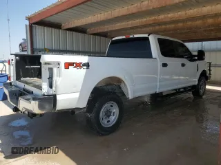 2018 Ford F-250 XL z VIN 1FT7W2B63JEC24474, wystawiony jako Copart lot #52757685 z przebiegiem 288 562 mil mil oraz Czysty tytuł • Clean title. Historia ofert i sprzedaży dostępna na DreamBid. Obrazek 3.