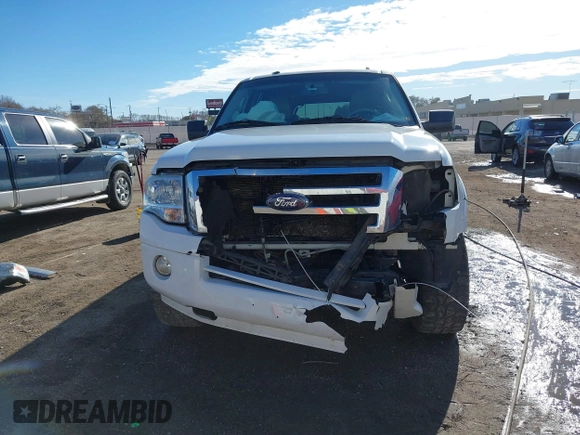 2013 Ford Expedition EL XLT with VIN 1FMJK1J58DEF12950, listed as a IAAI auction lot 40992286 with 185,786 mi miles. Bid and sale history available at carsss.com. Image 12.