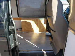 2001 Ford Econoline Cargo Recreational with VIN 1FDPE24L31HA24341, listed as a IAAI auction lot 41195789 with 158,935 mi miles and . Bid and sale history available at DreamBid. Image 8.
