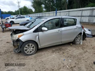 2013 Toyota Yaris L z VIN JTDKTUD35DD551809, wystawiony jako Copart lot #60677955 z przebiegiem 159 308 mil mil oraz Czysty tytuł • Clean title. Historia ofert i sprzedaży dostępna na DreamBid. Obrazek 1.
