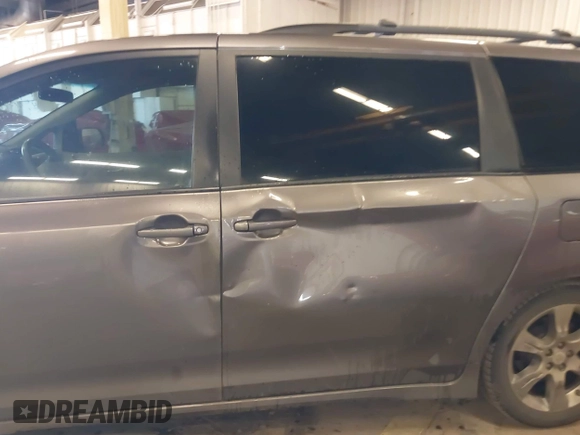 2011 Toyota Sienna SE with VIN 5TDXK3DC7BS034516, listed as a IAAI auction lot 41539955 with 209,309 mi miles. Bid and sale history available at carsss.com. Image 20.