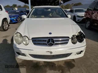 2009 Mercedes-Benz CLK 3.5L with VIN WDBTJ56H39F268506, listed as a Copart auction lot 46494245 with 158,726 mi miles and Clean Title. Bid and sale history available at carsss.com. Image 5.