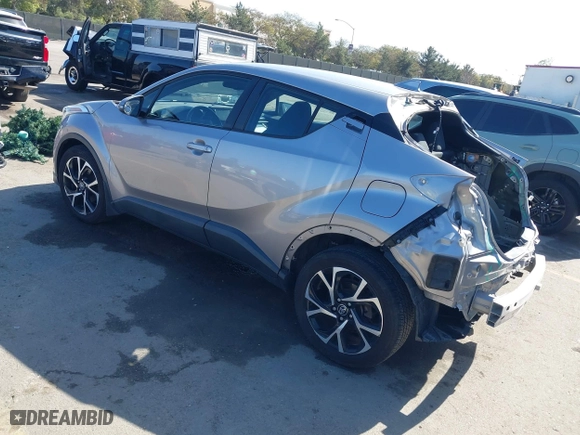 2018 Toyota C-HR XLE with VIN NMTKHMBX1JR062782, listed as a IAAI auction lot 41540049 with 56,172 mi miles. Bid and sale history available at carsss.com. Image 3.