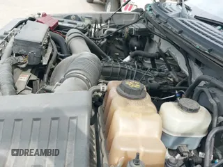 2011 Ford F-150 XLT z VIN 1FTFW1ET8BFD18868, wystawiony jako IAAI lot #41971839 z przebiegiem 266 627 mil mil oraz . Historia ofert i sprzedaży dostępna na DreamBid. Obrazek 20.