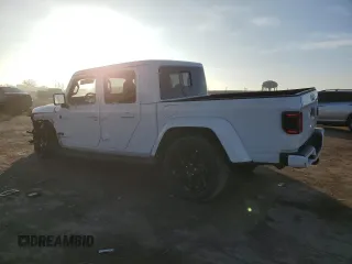 2022 Jeep Gladiator Overland with VIN 1C6HJTFG1NL122157, listed as a Copart auction lot 85239324 with 62,396 mi miles and Salvage title. Bid and sale history available at DreamBid. Image 2.