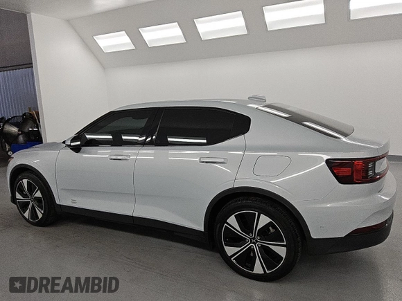 2023 Polestar 2 z VIN YSMED3KAXPL134447, wystawiony jako Copart lot #55885025 z przebiegiem 74 612 mil mil oraz Tytuł czysty. Historia ofert i sprzedaży dostępna na DreamBid. Obrazek 2.