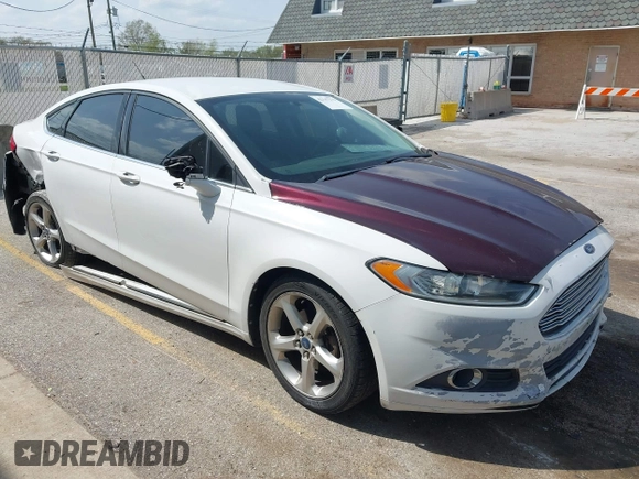 2013 Ford Fusion SE with VIN 3FA6P0HR3DR182796, listed as a IAAI auction lot 42147273 with 121,815 mi miles and . Bid and sale history available at DreamBid. Image 1.