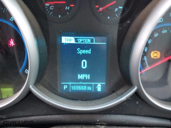 2013 Chevrolet Cruze LS with VIN 1G1PA5SH4D7278305, listed as a IAAI auction lot 41481198 with 169,668 mi miles. Bid and sale history available at carsss.com. Image 7.