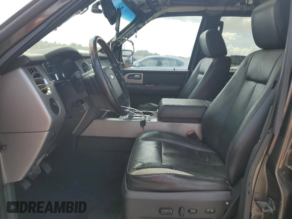 2008 Ford Expedition Max Limited with VIN 1FMFK19508LA74419, listed as a Copart auction lot 61180105 with 228,175 mi miles and Salvage title. Bid and sale history available at DreamBid. Image 7.